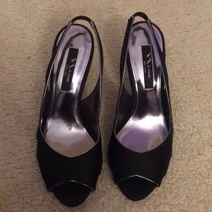 Nina New York Black high heeled shoes
